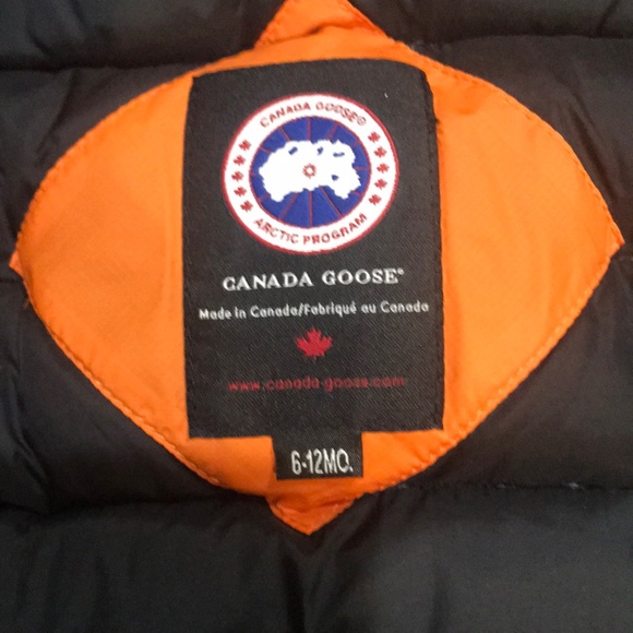 SOLD Cute jacket 6m-12m - Picture 4 of 6